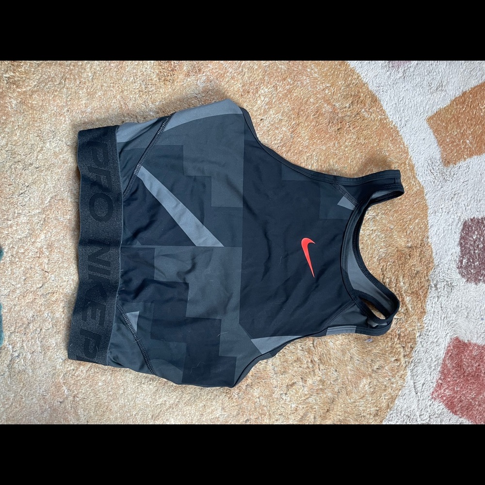 Nike Pro Geometric Workout Tank Top